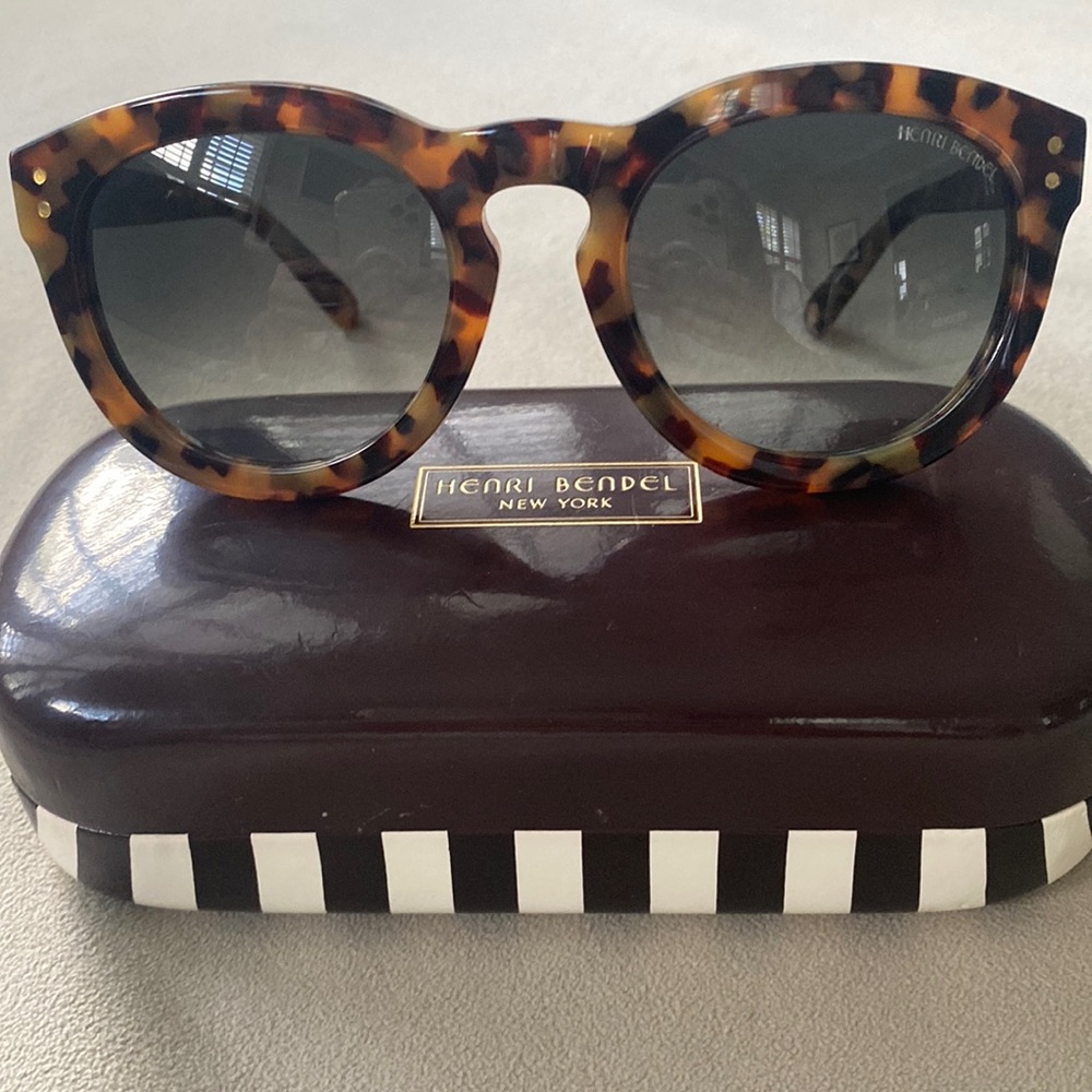 Henri Bendel Olivia Sunglasses